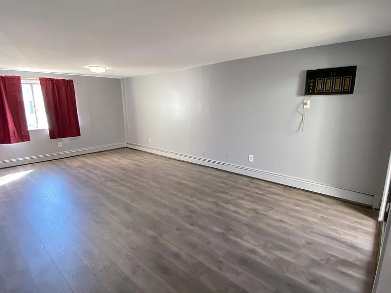 16 Adams Ct #16 — Photo 6