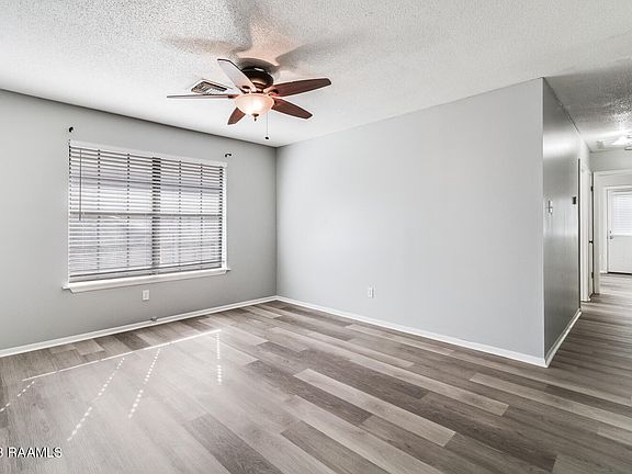 3rd image of 313 Titan Dr