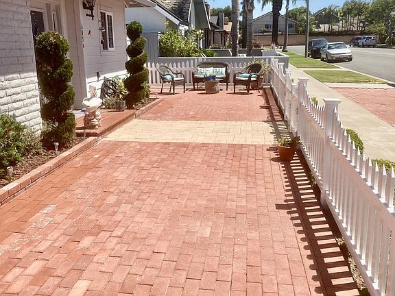 Large Enclosed Front Patio