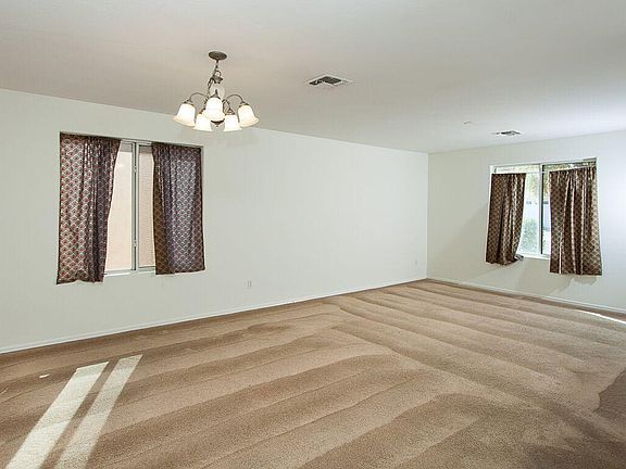 Formal Dining & Living