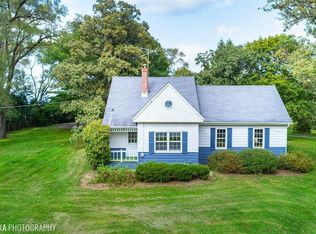 238 Oak Knoll Rd, Barrington Hills, IL 60010