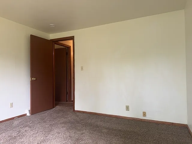 418 Beloit St #5 — Photo 13