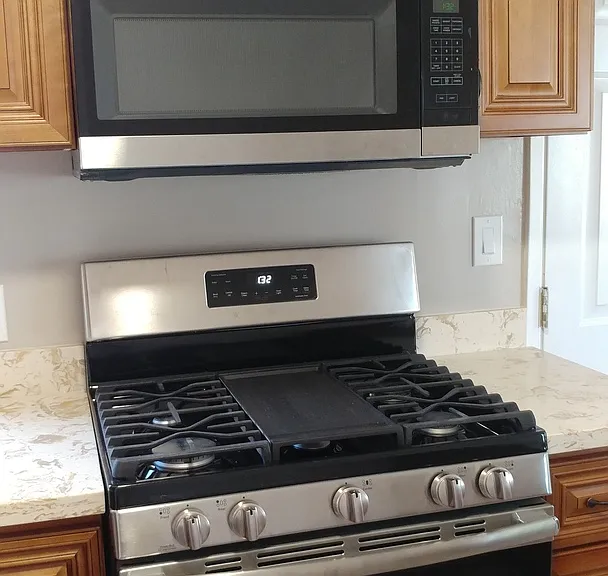 3315 Pepper Tree Ln — Photo 34
