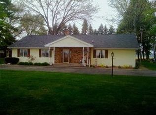 18824 S Fisher Lake Rd, Three Rivers, MI 49093