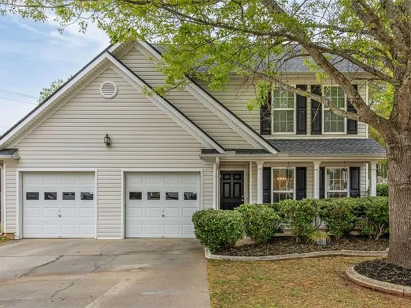 402 Mount Laurel Dr, Dallas, GA 30132