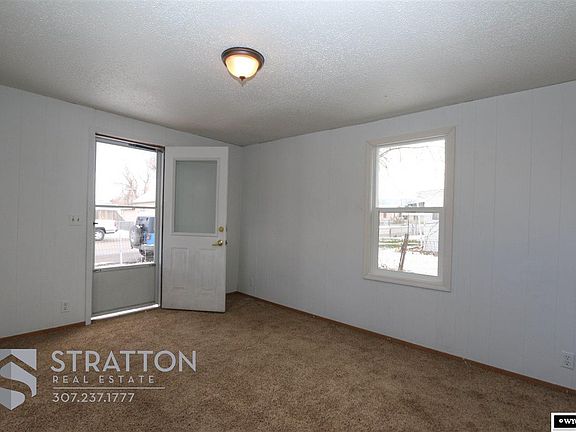 4th image of 836 N McKinley St