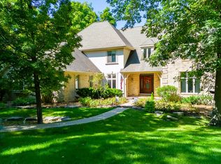 124 Ravine Ln, North Barrington, IL 60010