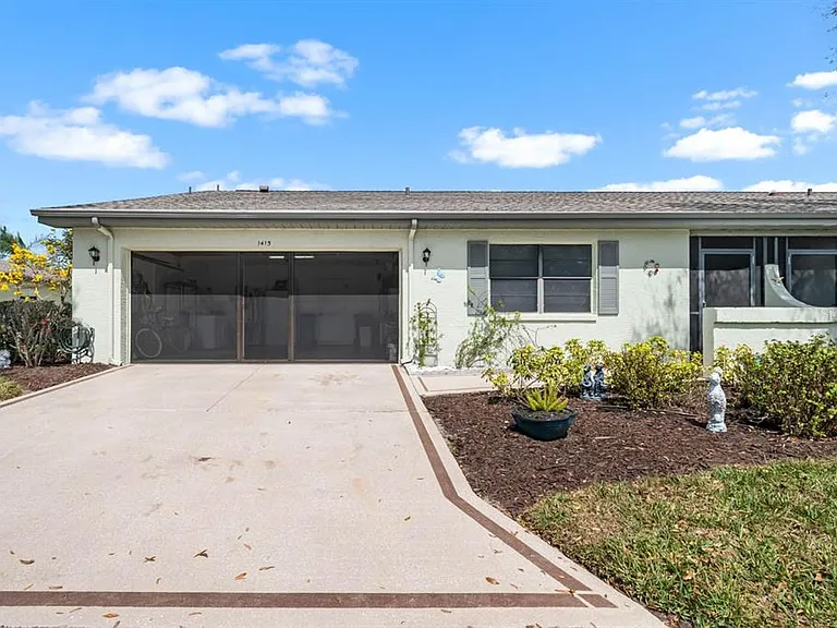 1415 Langley Dr — Photo 32