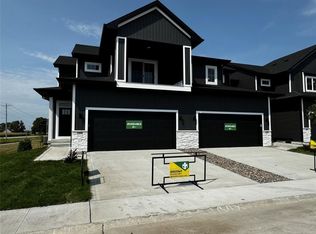 104 NE Doe Pointe Ln, Ankeny, IA 50021