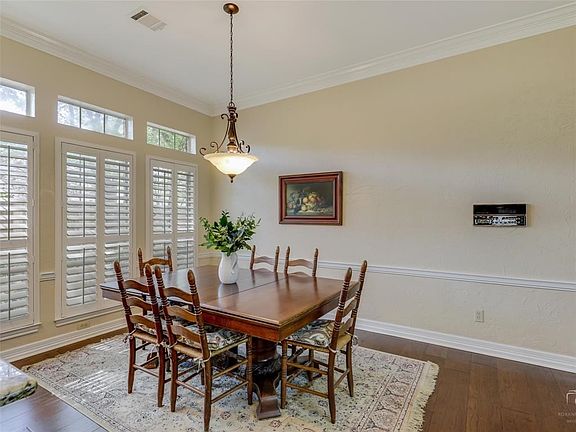 3rd image of 2804 Shenandoah Pl
