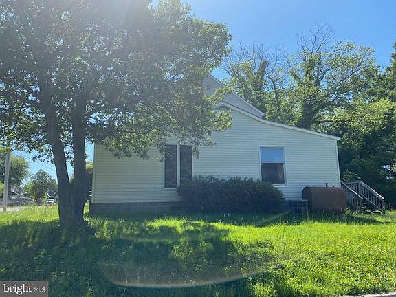 5th image of 46443 Midway Dr