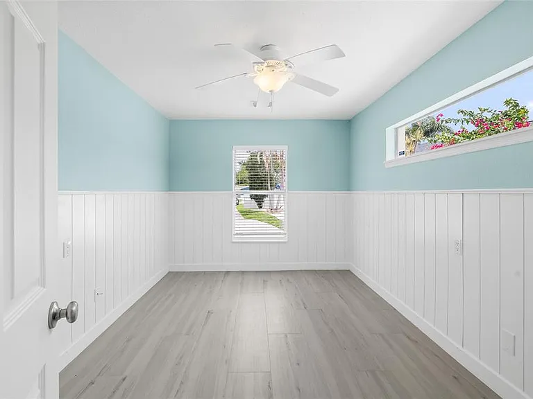 5541 Bayou Grande Blvd NE — Photo 25