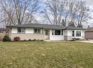 W174N8834 Christopher Blvd, Menomonee Falls, WI 53051