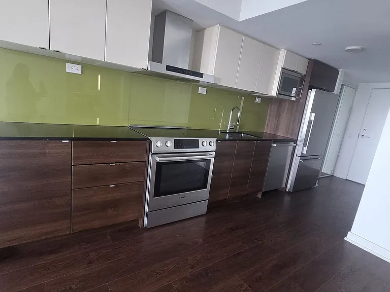 72 Esther Shiner Blvd #311-10 — Photo 8