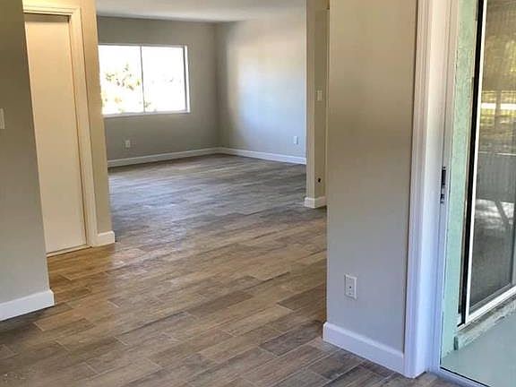 4th image of 9315 101st Ave
