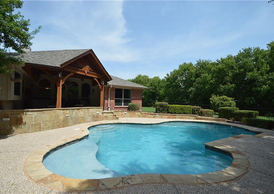 1st image of 226 Martin Dr