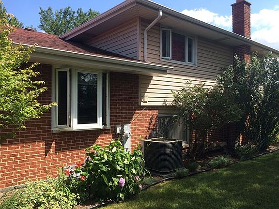 5th image of 17610 Rosewood Ln