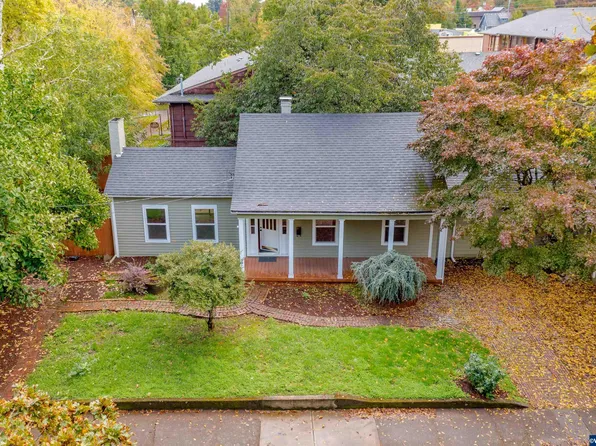 1110 Saginaw St S, Salem, OR 97302