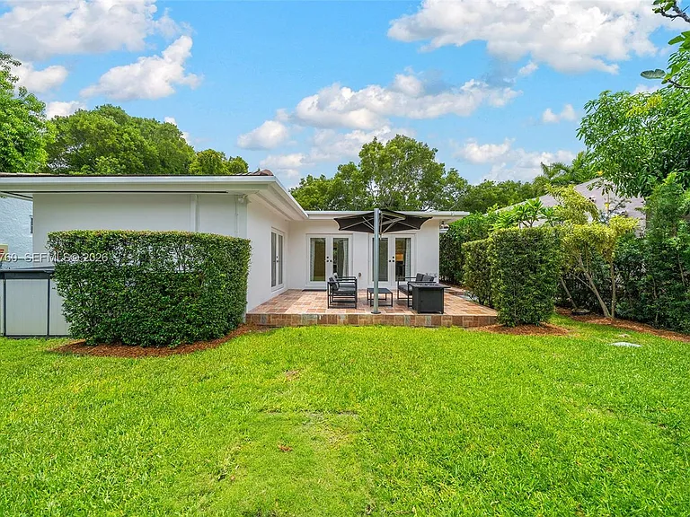 415 Navarre Ave — Photo 26