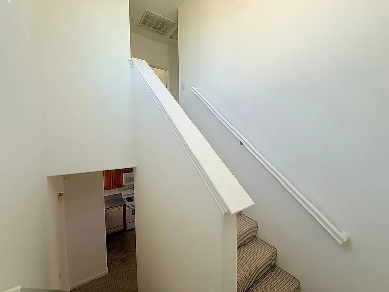 3317 Del Mar Ave — Photo 9