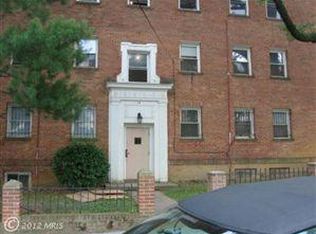 14 Danbury St SW APT 3, Washington, DC 20032