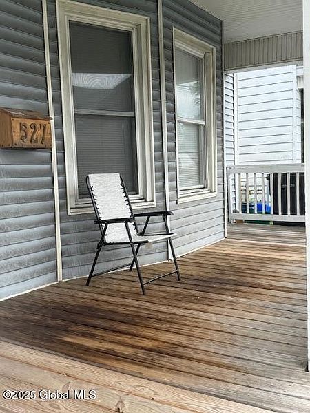 5th image of 527 Pawling Avenue