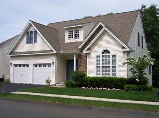 23 Montgomery Rd, Northford, CT 06472