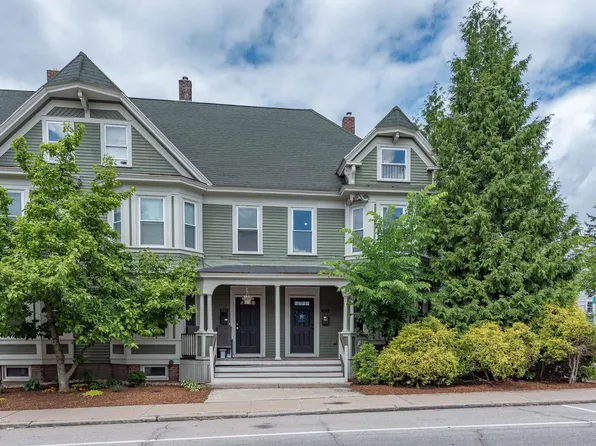 588 Central Avenue, Dover, NH 03820
