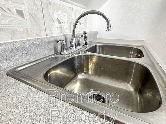 5th image of 3708 Baltimore Ave APT 4