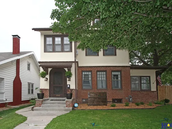 1742 S 22nd St, Lincoln, NE 68502