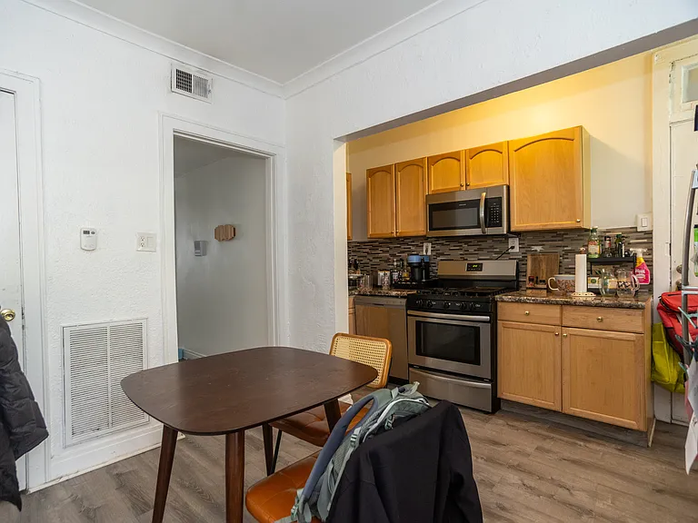 850 1/2 W Agatite Ave #1 — Photo 7