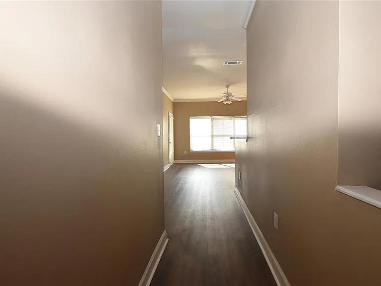 18501 Bridle Club Dr #18501 — Photo 2