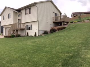 4821 Coal Bank Dr, Rapid City, SD 57701