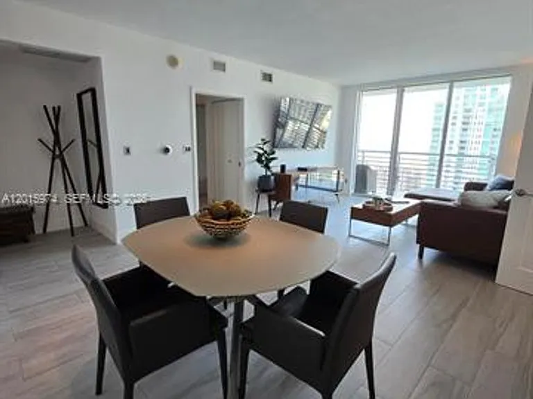 325 Biscayne Blvd #3719 — Photo 19