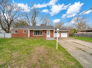 418 S Scott St, Adrian, MI 49221