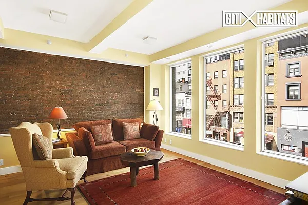 Sold by Citi Habitats | media 11