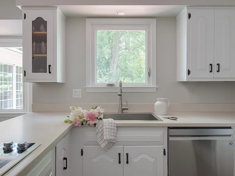 701 Ridge Dr — Photo 10