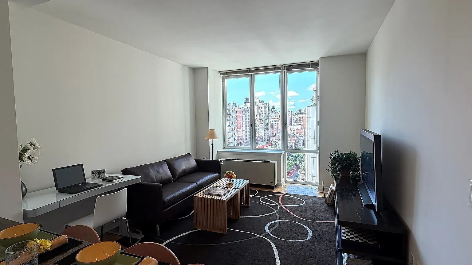 1510 Lexington Avenue — Photo 1