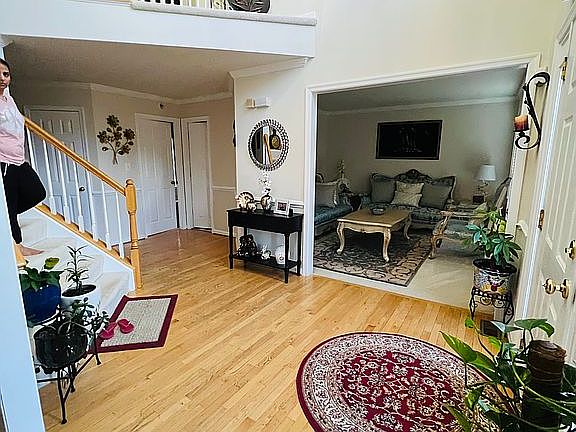 4th image of 52 Country Manor Dr