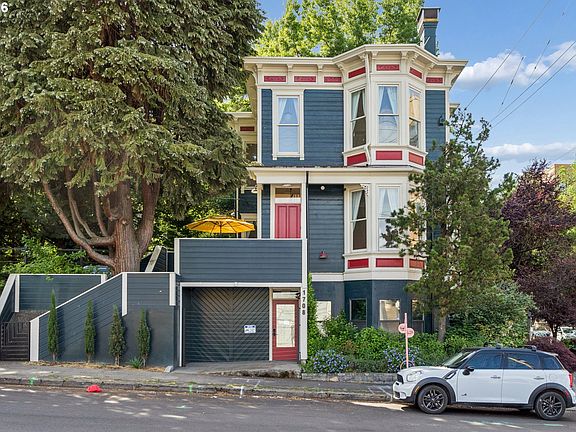 2nd image of 1708 SW Columbia St