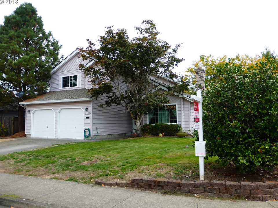 1st image of 2597 NE Laura St