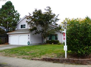 2597 NE Laura St, Hillsboro, OR 97124