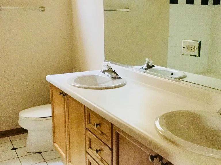 1712 W Pierce Ave #1 — Photo 17