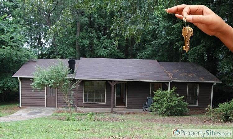 1st image of 642 Pebble Creek Dr