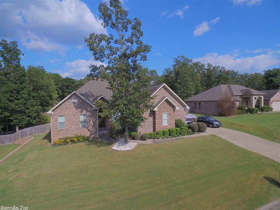 1st image of 136 Big Oak Trl