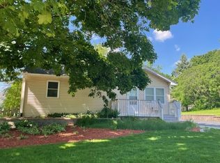 280 Grove Ave, Hampshire, IL