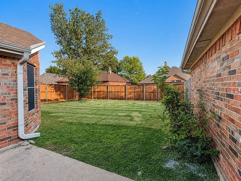 1816 Caddo Lake Dr — Photo 19