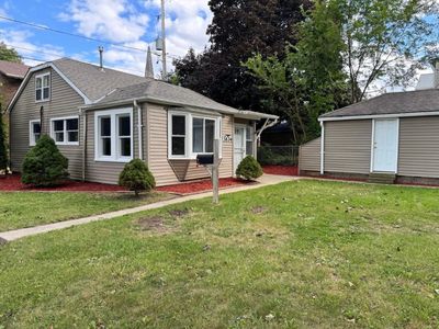 3634 N 49th St, Milwaukee, WI, 53216