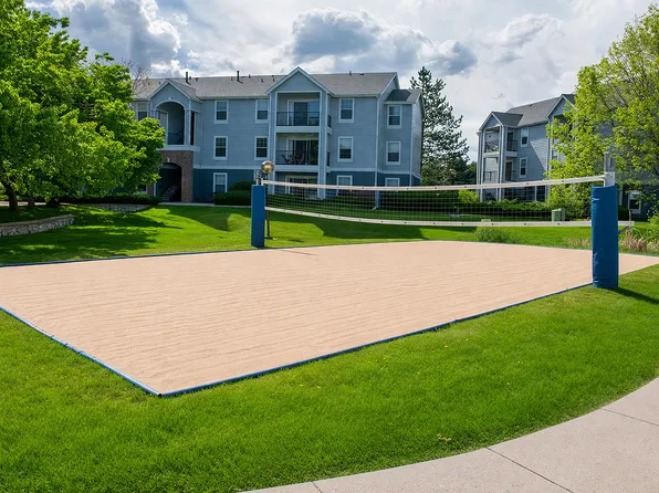 Campus Crossings at Ram's Pointe