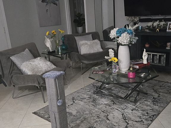 Livingroom .